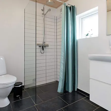 Five-Bedroom Holiday home in Væggerløse 3 Bøtø By
