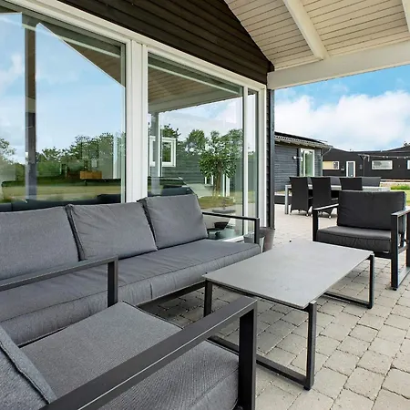 Dom wakacyjny Luxury Retreat With Pool - By Traum *