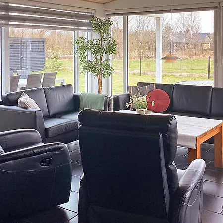 5 Star In Vaeggerlose Bøtø By